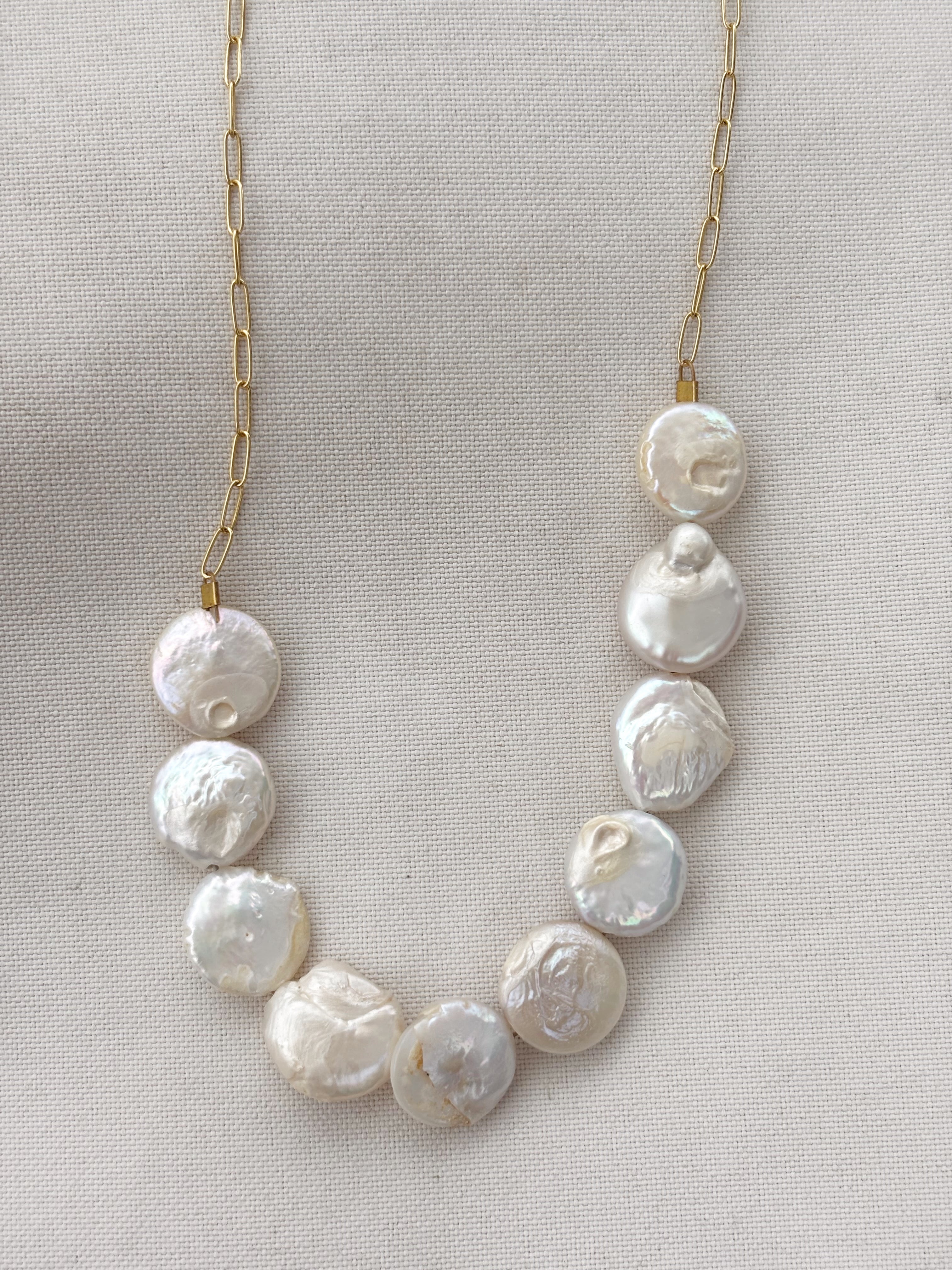 LUNA NECKLACE