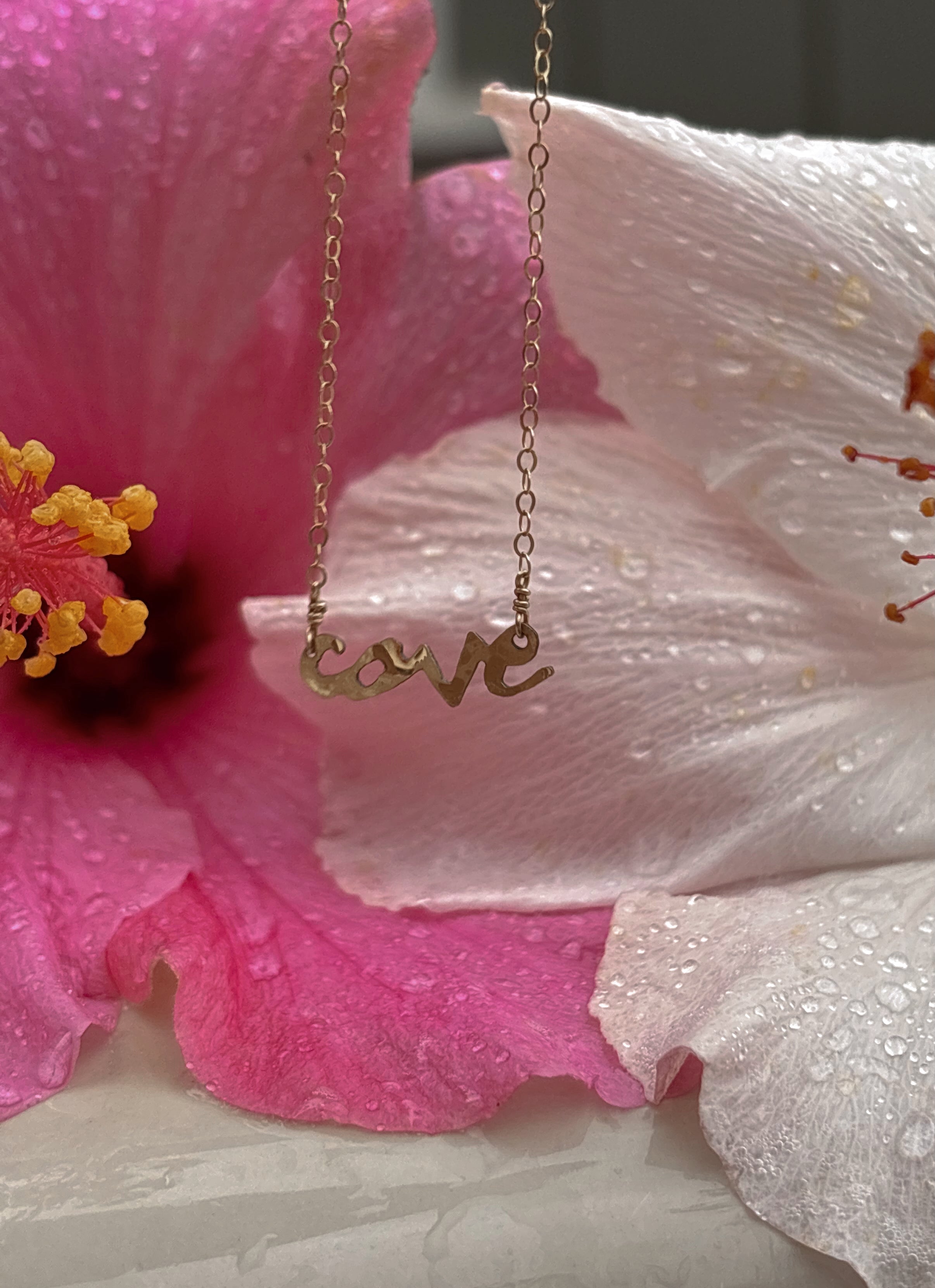 CUSTOM NAME NECKLACE