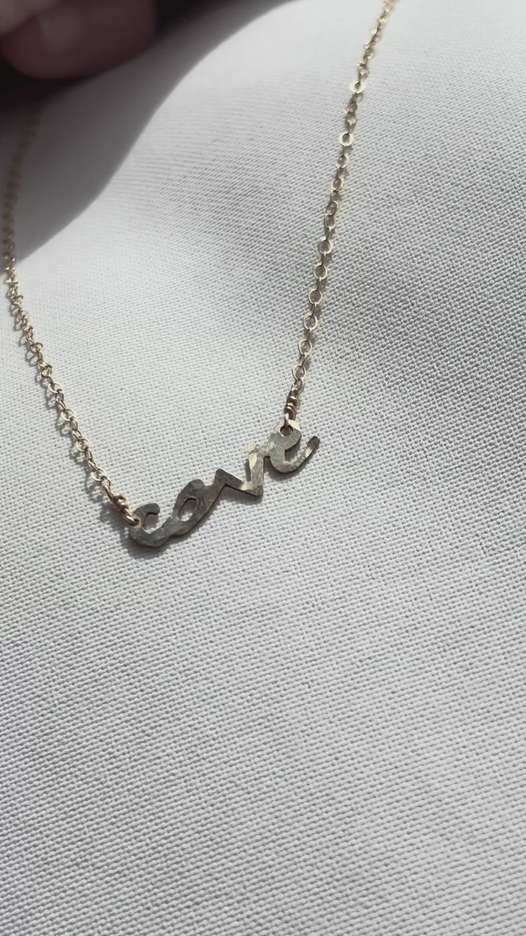 CUSTOM NAME NECKLACE