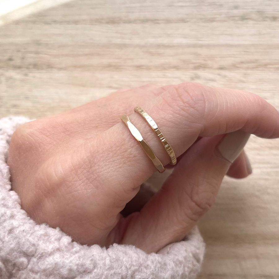 THICK STACK RING